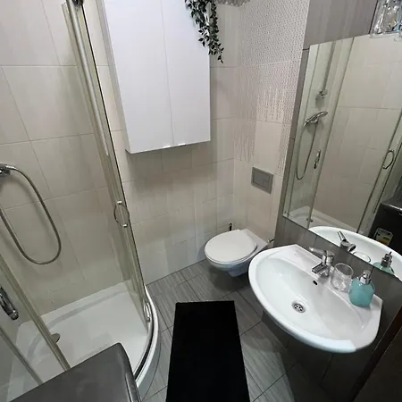 Apartment Kolejova 20 Z Oddzielna Sypialnia - Idealny Dla Rodzin Lub Grupy Znajomych *