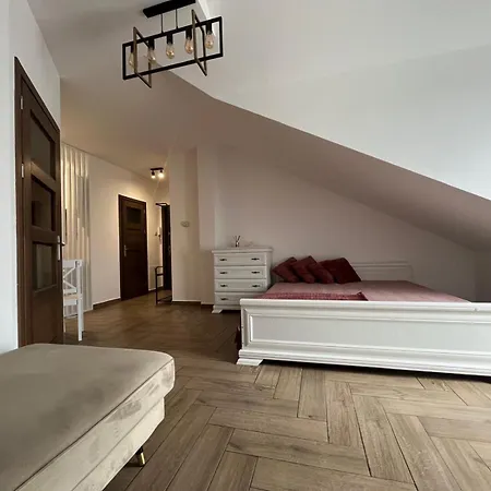 Kolejova 20 Z Oddzielna Sypialnia - Idealny Dla Rodzin Lub Grupy Znajomych * Nowy Targ